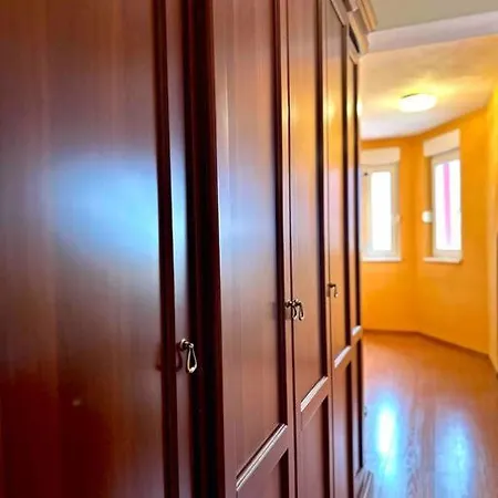 Luksuzni Apartman ' Versace ' * سراييفو