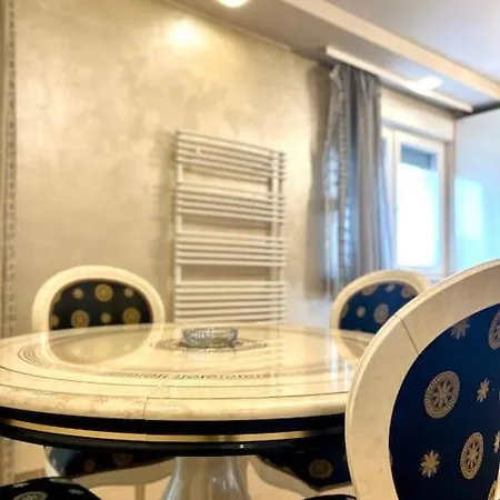 شقة Luksuzni Apartman ' Versace ' سراييفو