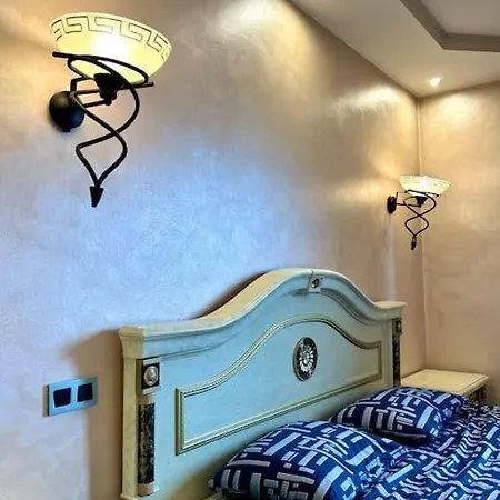 شقة Luksuzni Apartman ' Versace ' *