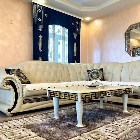 Luksuzni Apartman ' Versace ' شقة *